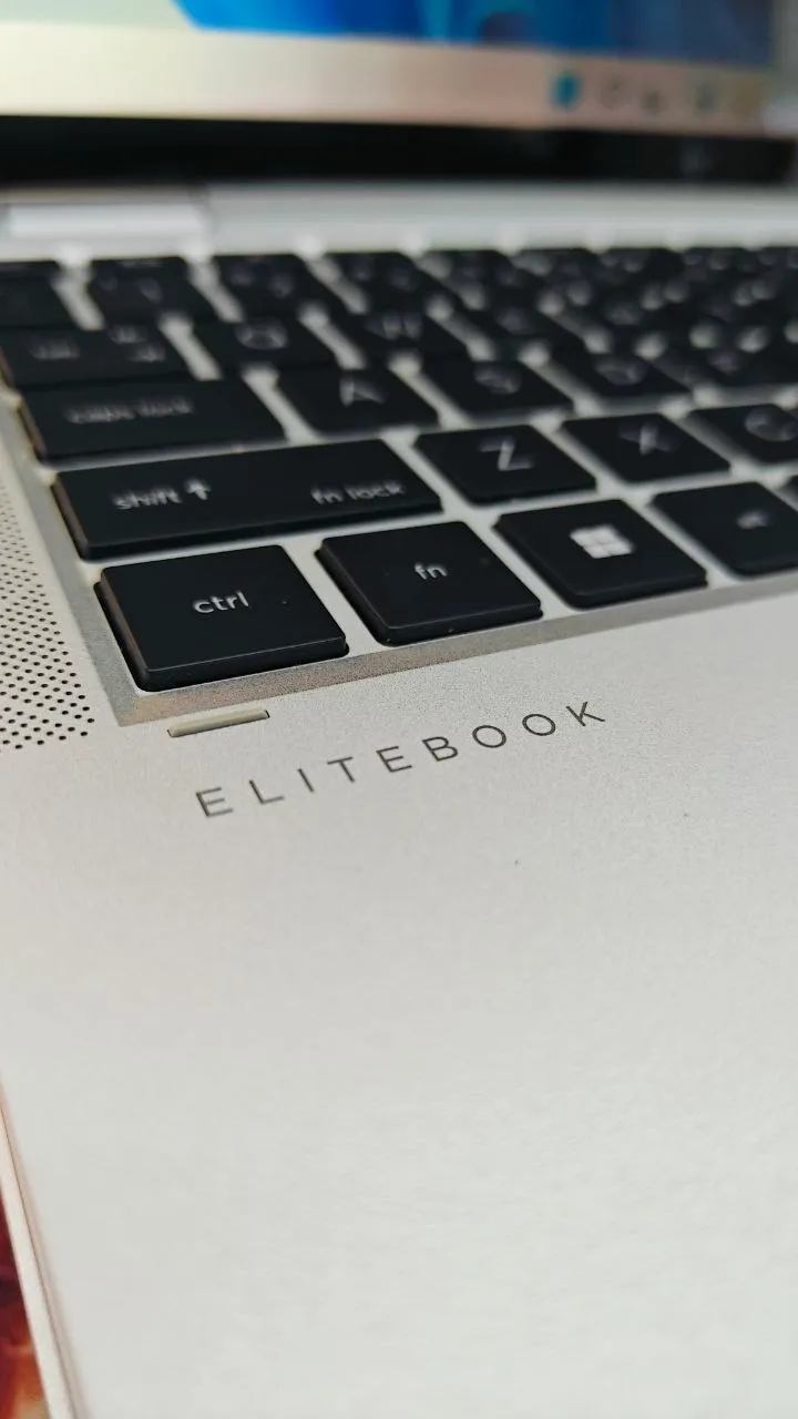 HP EliteBook x360 830 G8 Laptop – photo 6