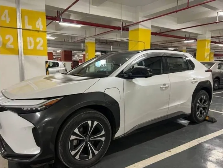 Toyota BZ4X EV 2WD 2023 – photo 3