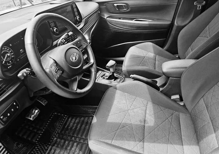 Hyundai Bayon 2022 Automatic Compact SUV – photo 3