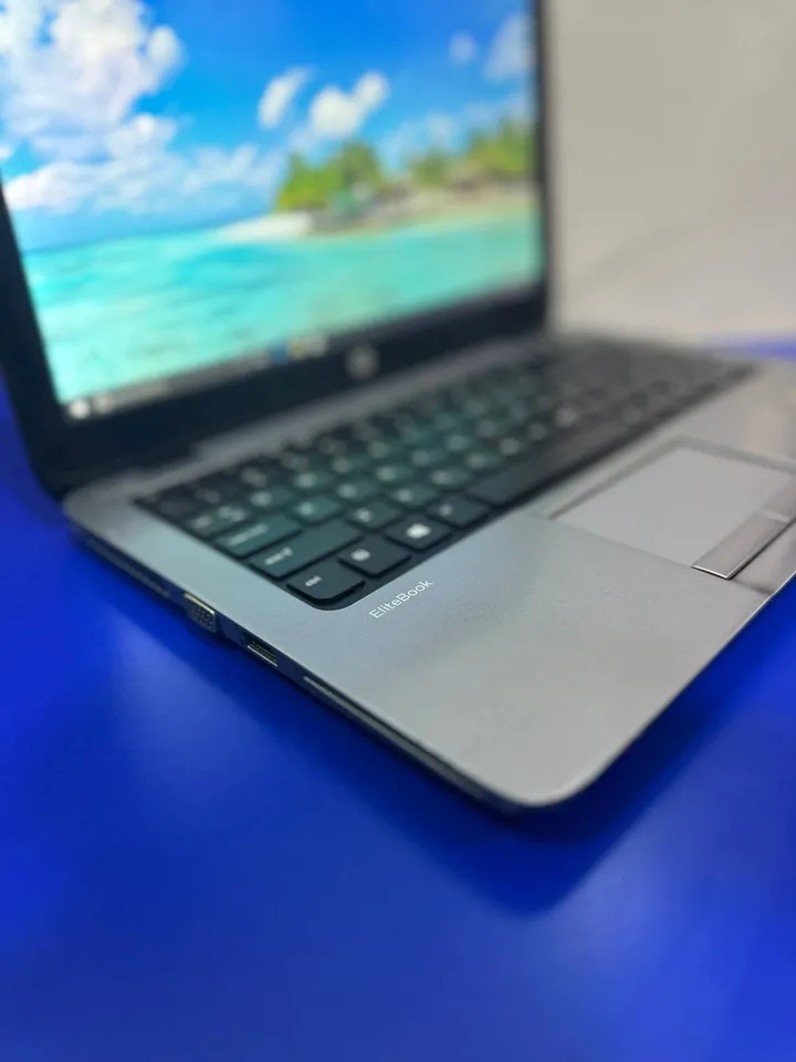 HP EliteBook G1 i5 Touch Laptop – photo 8