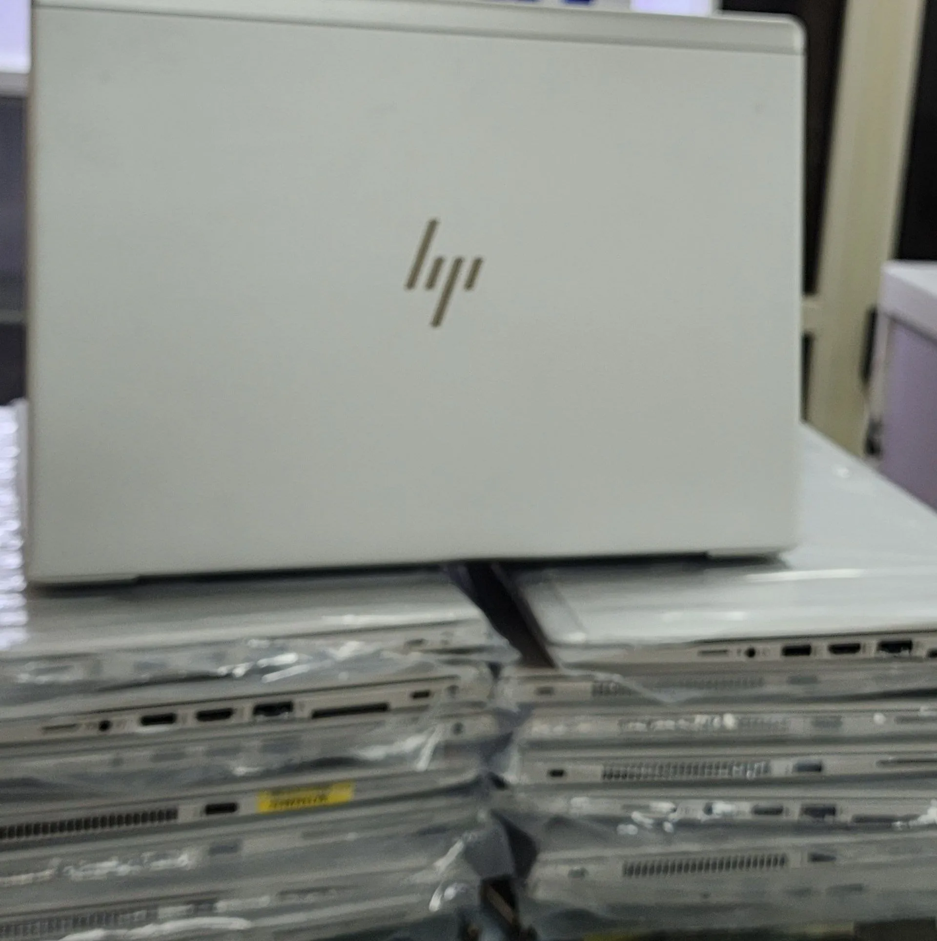HP EliteBook 840 G5 i7 16GB 512GB – photo 3