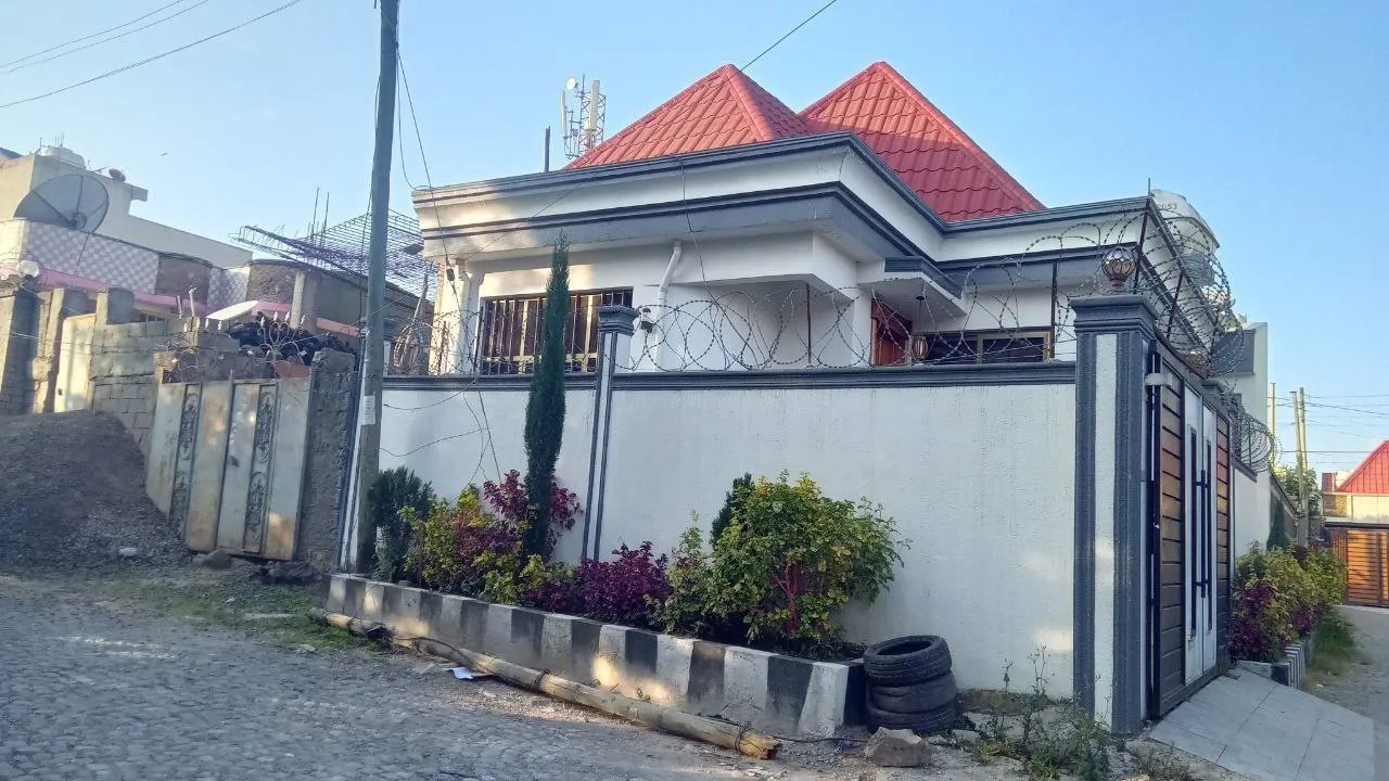 Villa House for Sale in Summit – photo 3