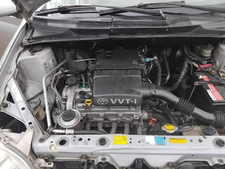 Toyota Platz 2002 Automatic – photo 3