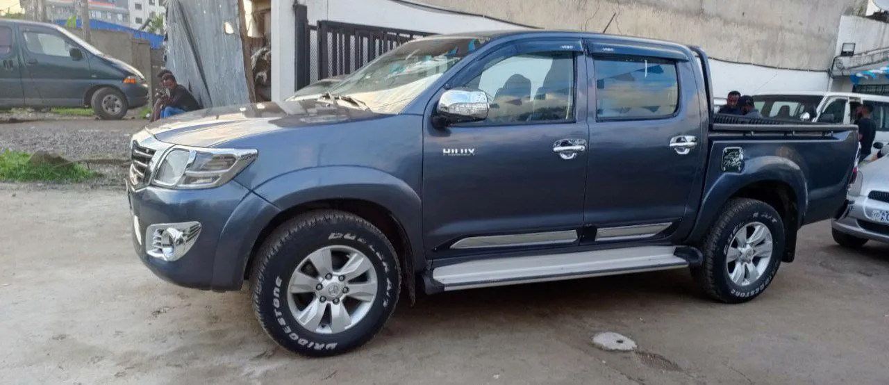 Toyota Hilux Double Cab 2014 – photo 4