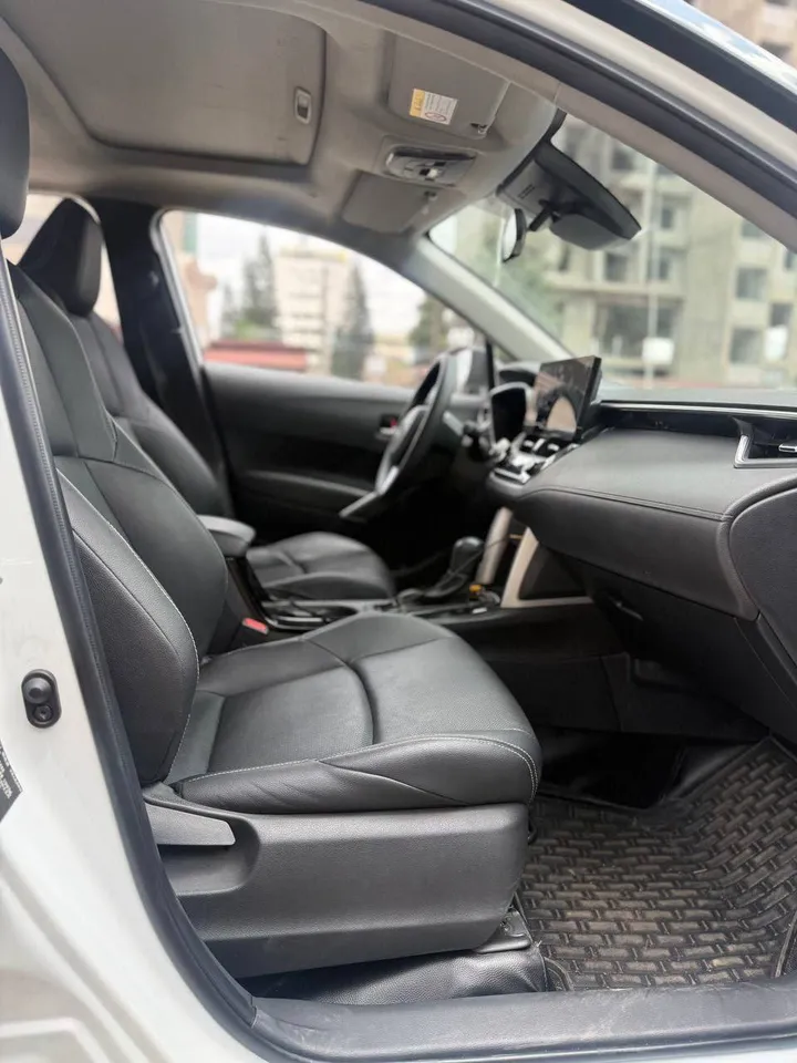 Toyota Frontlander Hybrid SUV – photo 7
