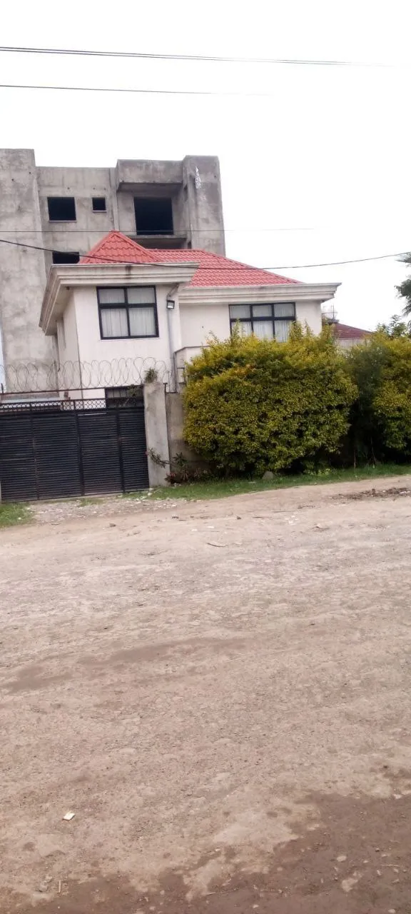 House for Sale in Ayat 360 sqm – photo 3