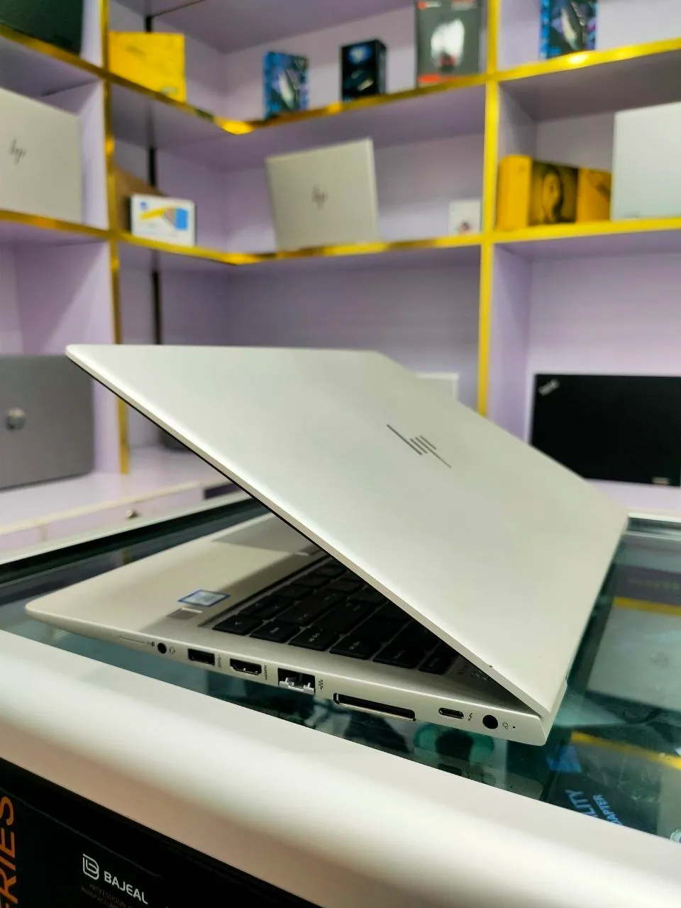 HP Elitebook 840 G5 Laptop – photo 3