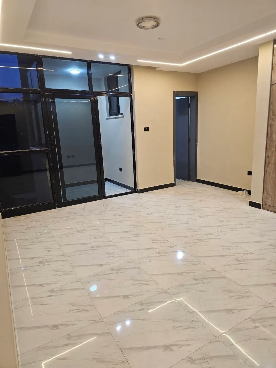 4 Bedroom Rental Apartment Summit – photo 5