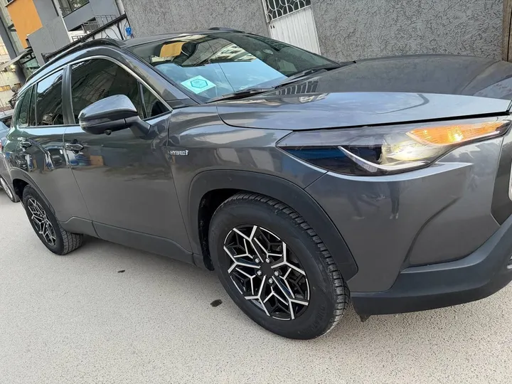 Toyota Corolla Cross Hybrid 2022 – photo 4