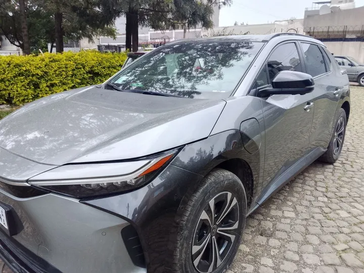 Toyota BZ4X 2WD 2022 EV – photo 5