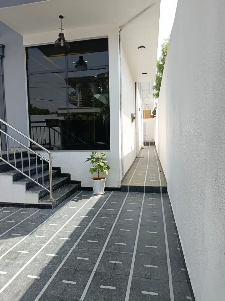 Modern G+2 Residential House – photo 4