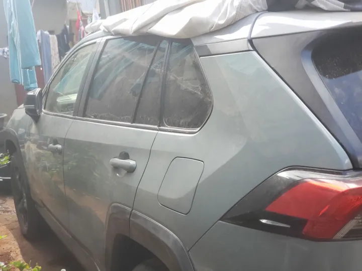 Toyota Rav4 2023 Hybrid SUV – photo 4