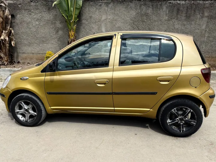 Toyota Vitz Yaris 2001 Manual – photo 7
