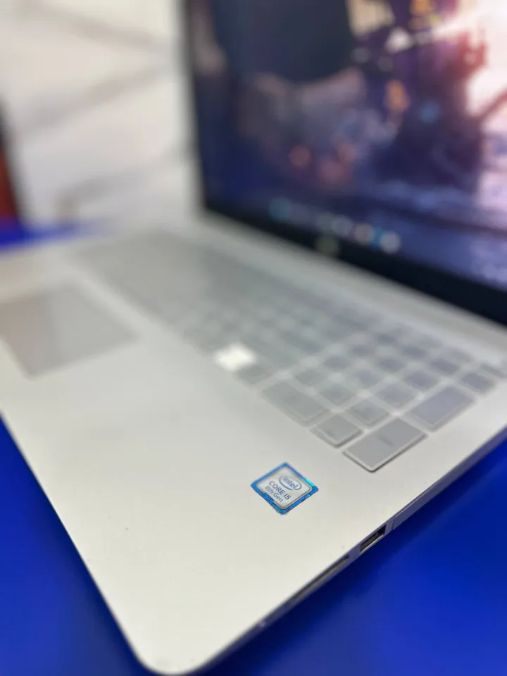 HP Pavilion i5 8th Gen Laptop – photo 3