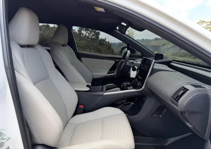 Toyota bZ4X Electric Crossover SUV – photo 9