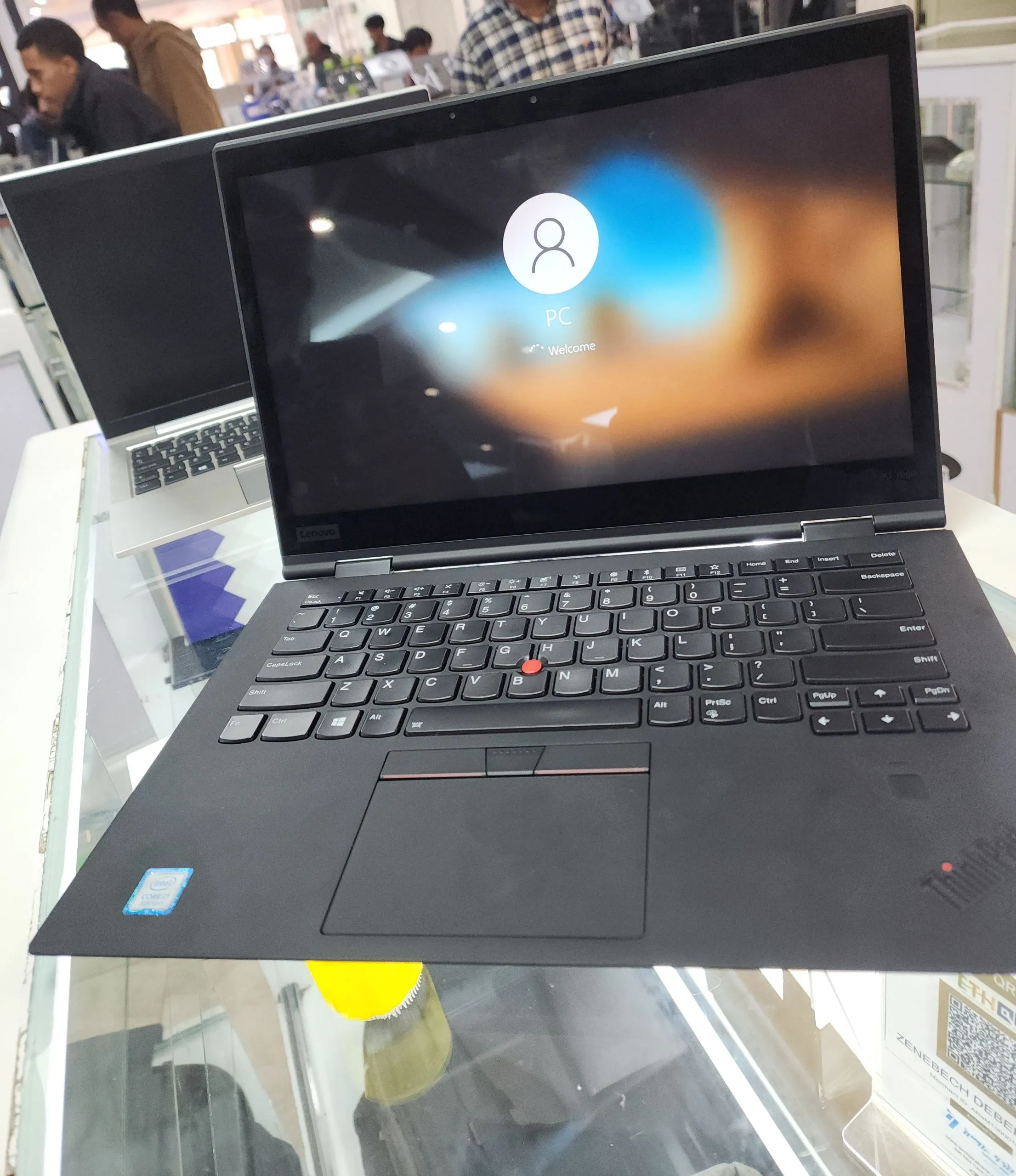 Lenovo ThinkPad X1 Yoga Laptop – photo 4