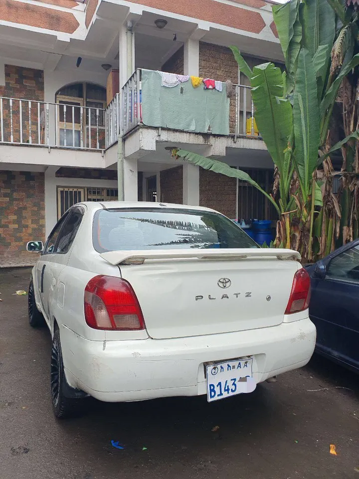 Toyota Platz 2002 Automatic – photo 3