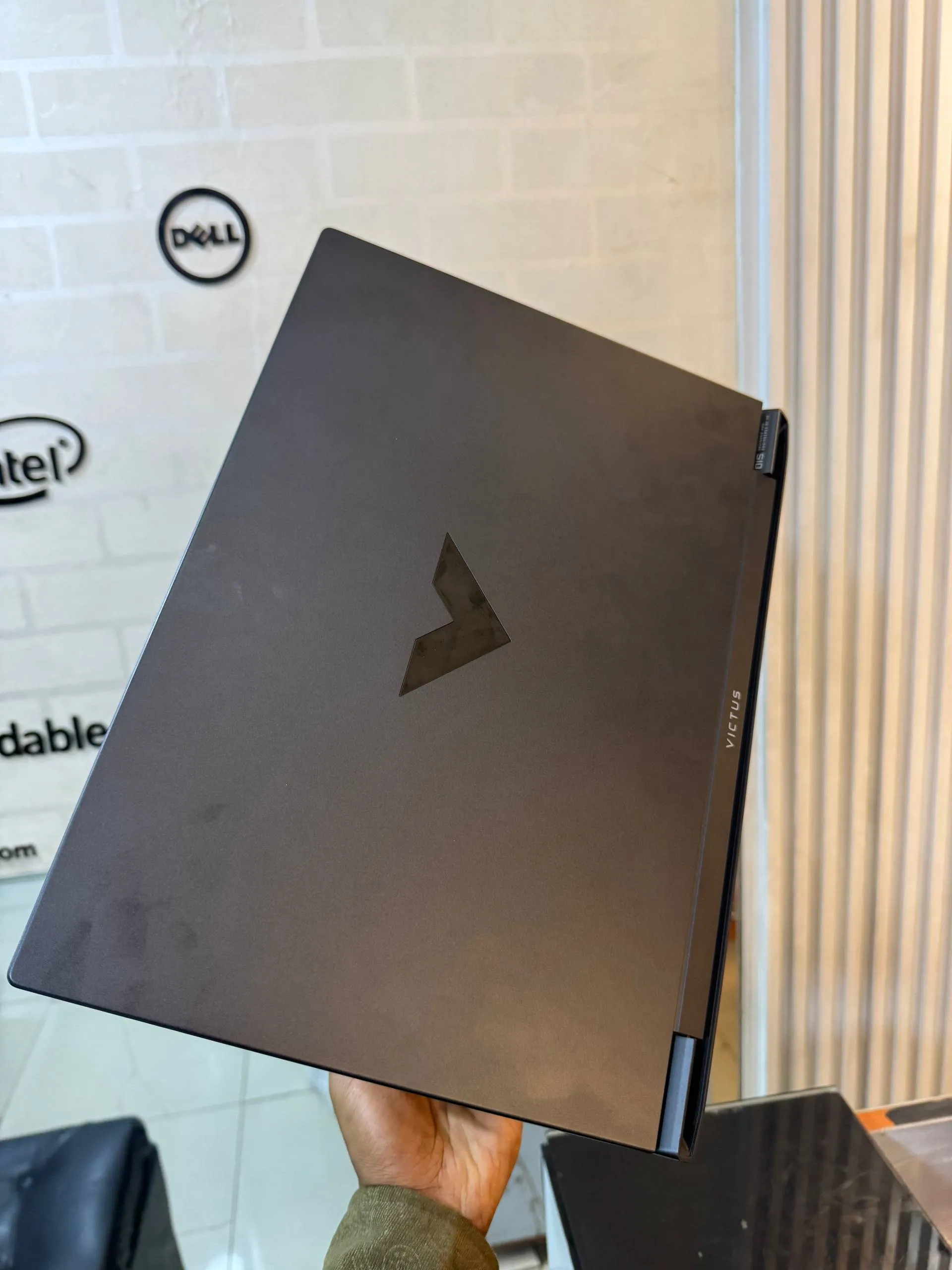 HP Victus i7 16GB RTX 5060 – photo 6