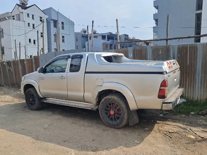 Toyota Hilux 2013 Diesel Manual – photo 3