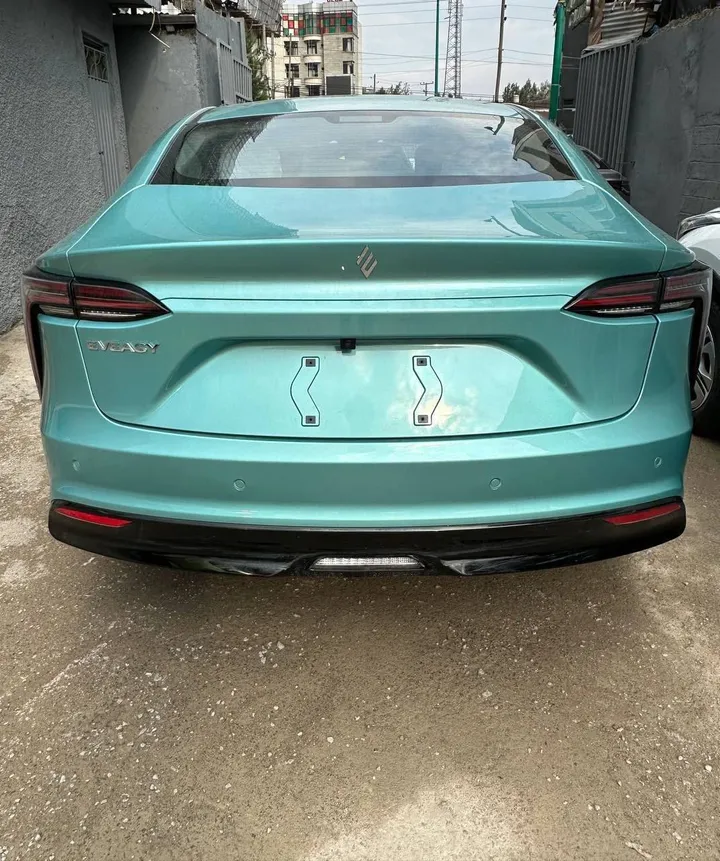 EVEASY Premium Electric Crossover 2023 – photo 3