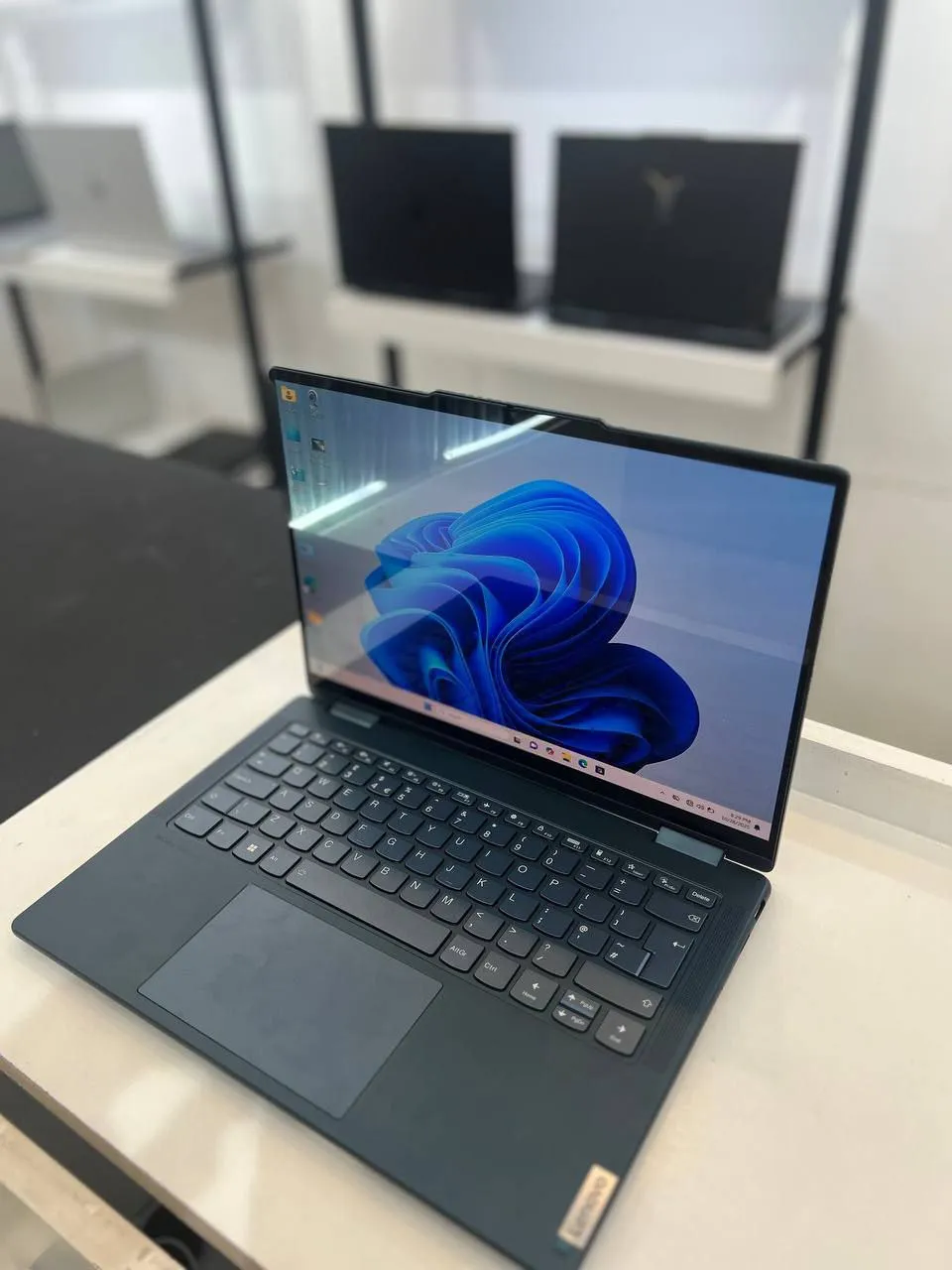 Lenovo Yoga Ultra 7 Laptop – photo 6