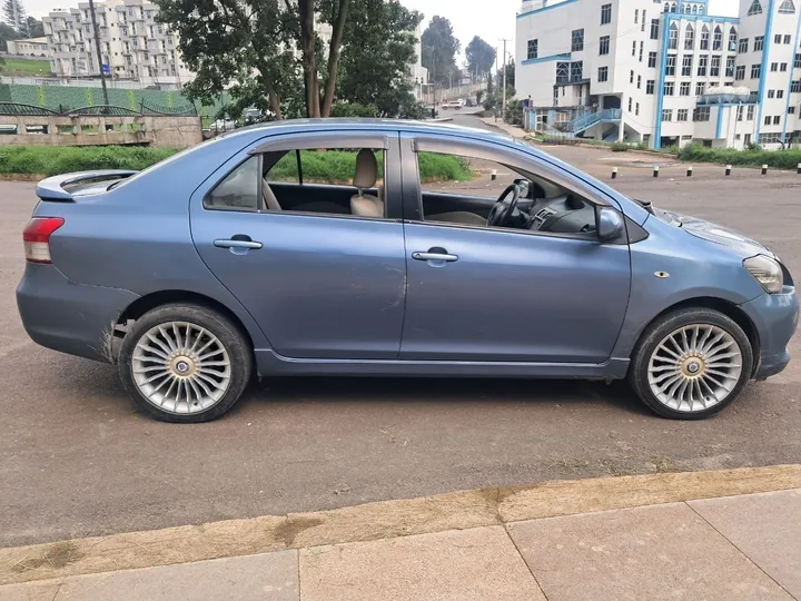 Toyota Yaris Belta 2007 – photo 5
