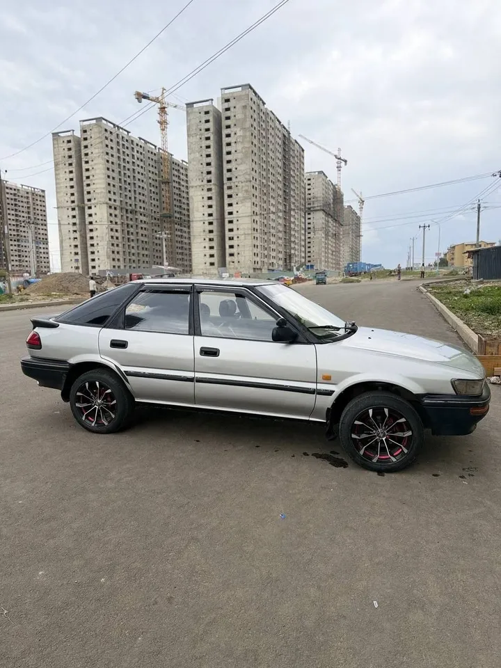 Toyota Hatchback 1991 – photo 3