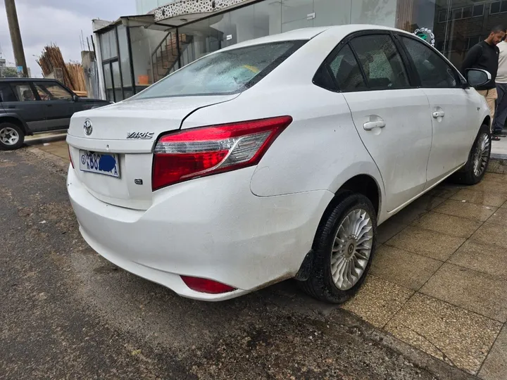 Toyota Yaris Sedan 2015 – photo 3
