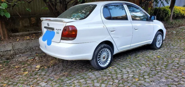 Toyota Platz 2005 Automatic – photo 3