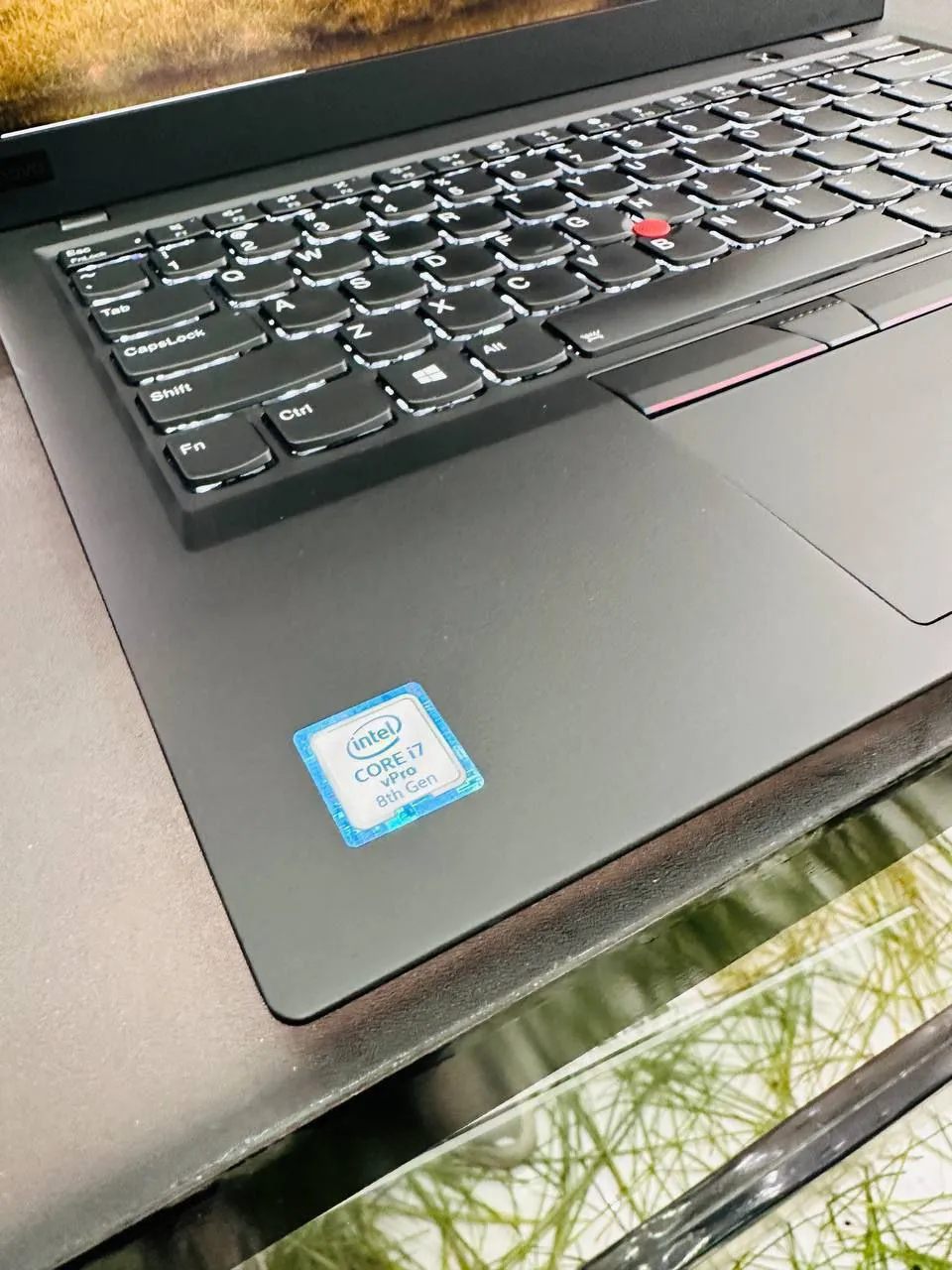 Lenovo ThinkPad X1 Carbon 8th Gen – photo 3