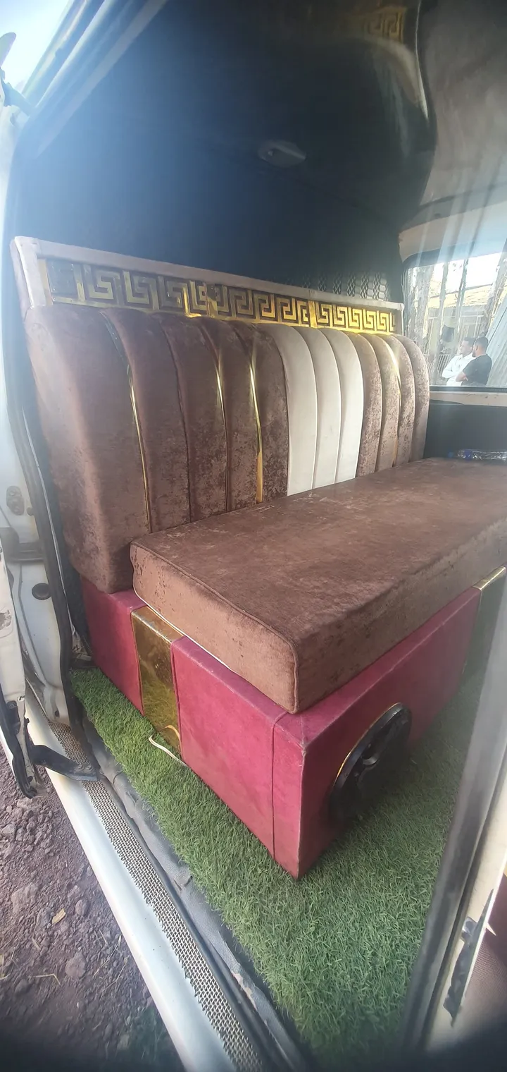 Toyota Dolphin Shark 2008 Van – photo 6