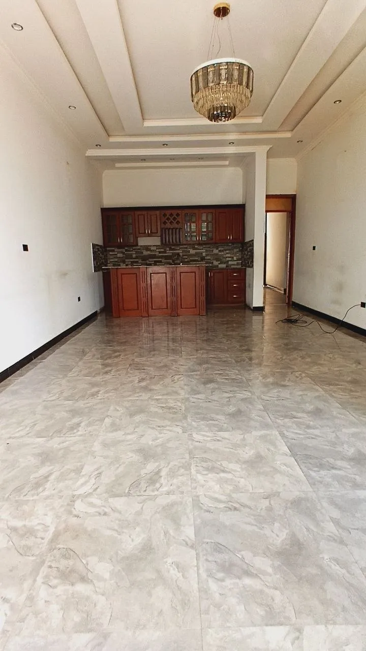 Modern 5-Bedroom Villa in Summit – photo 4