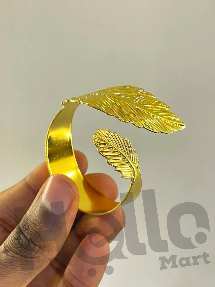 Gold Leaf Napkin Ring Set – photo 3