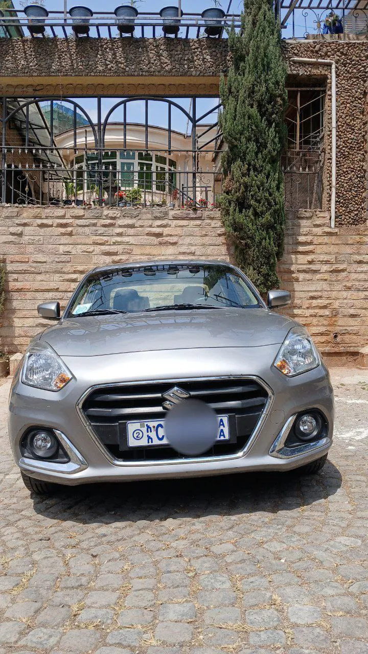 Suzuki Dzire 2022 Automatic – photo 4