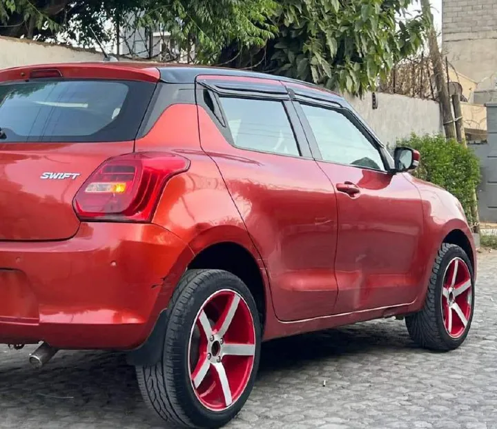 Suzuki Swift 2022 Automatic Full Option – photo 6