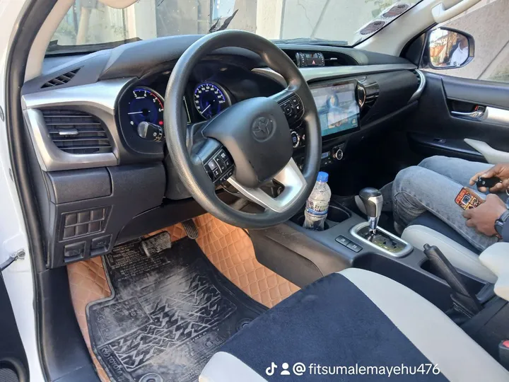 Toyota Hilux Double Cab 2019 – photo 7
