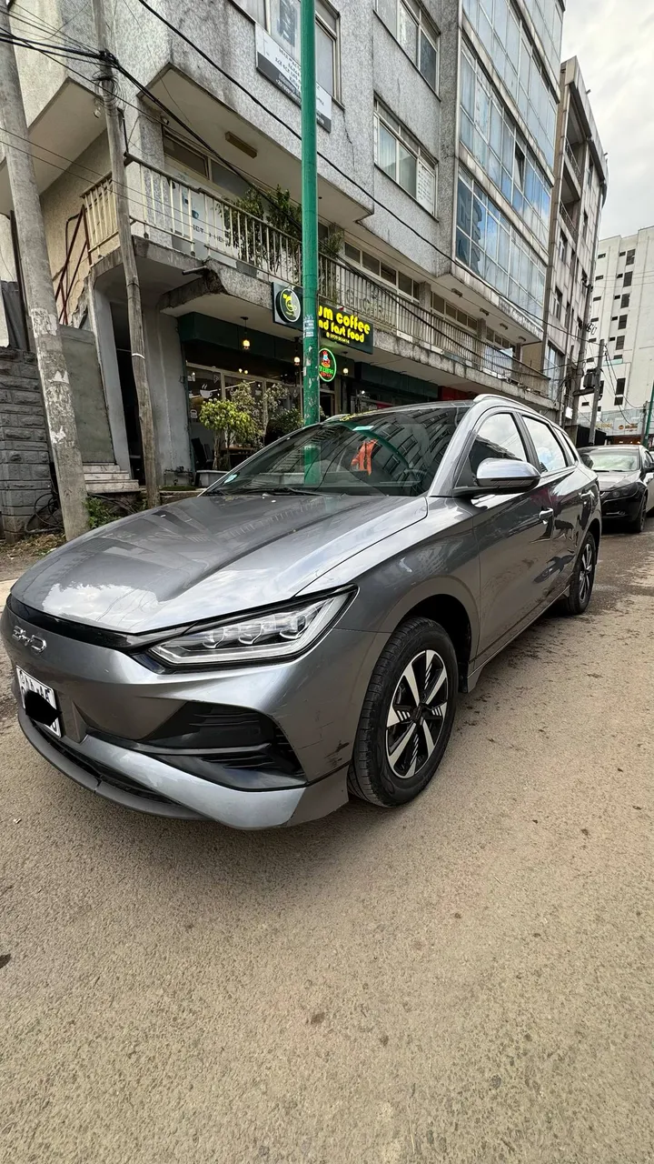 BYD E2 2024 Electric Hatchback – photo 4