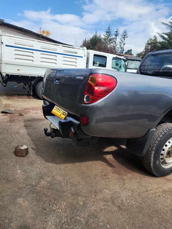 Mitsubishi DID L200 2007 Single Cab – photo 3