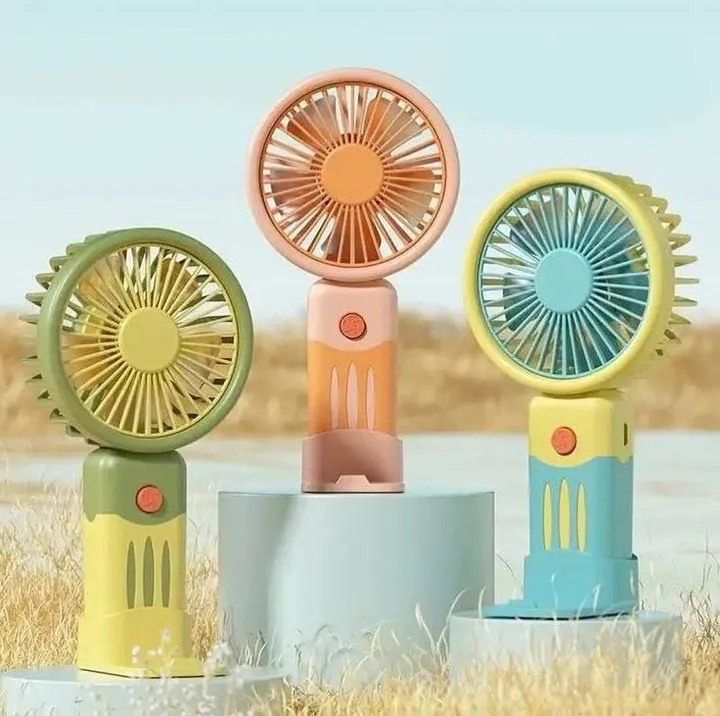 Rechargeable Mini Desktop Fan – photo 3