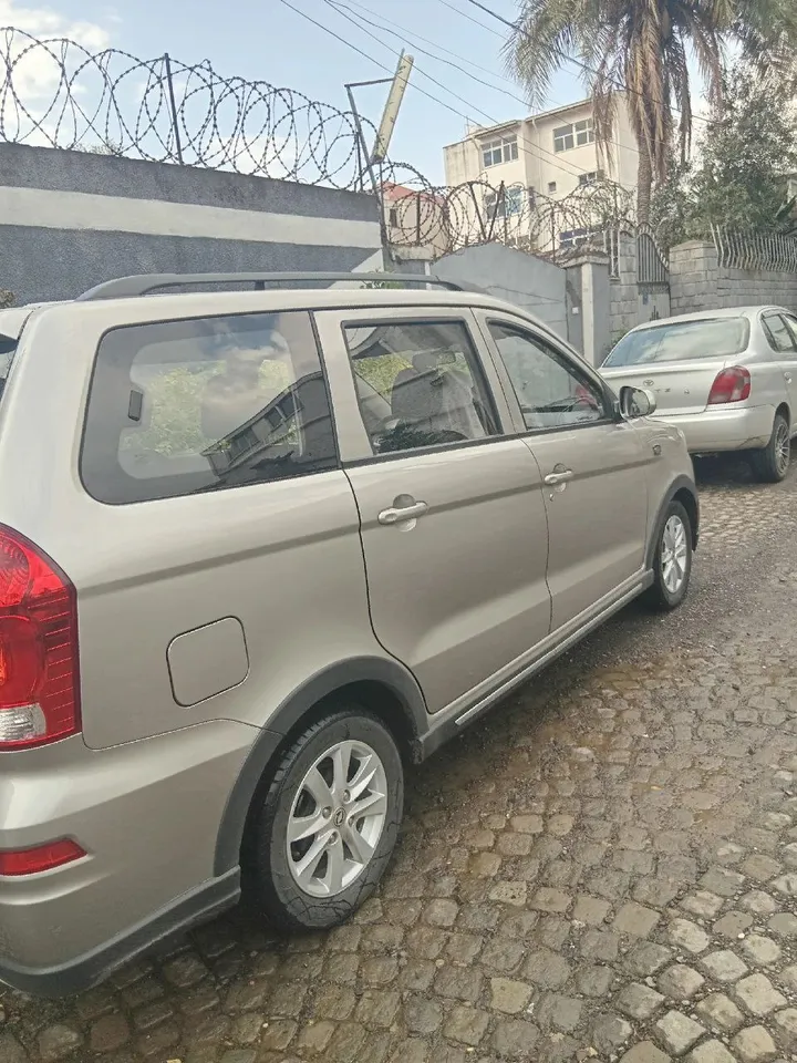 Glory 2024 Model Minivan – photo 4
