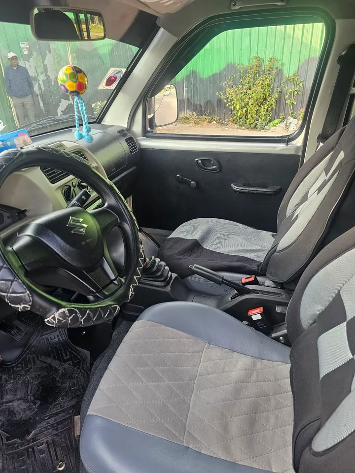 Suzuki Eeco 2024 Manual Van – photo 3
