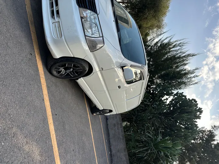 Toyota D4D Shark 2008 Manual – photo 3