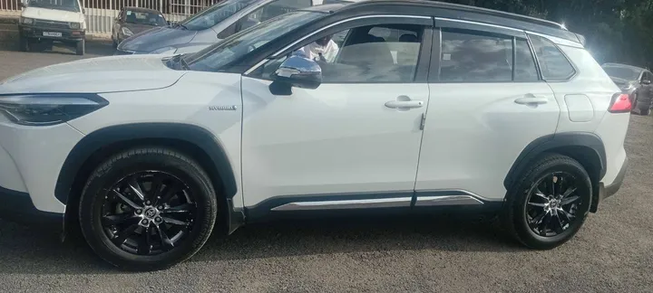 Toyota Corolla Cross 2023 Hybrid – photo 4