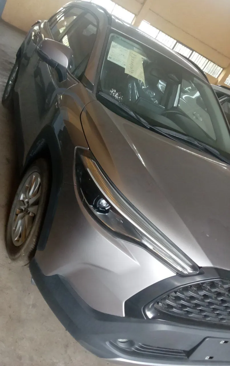2025 Toyota Corolla Cross Hybrid – photo 3