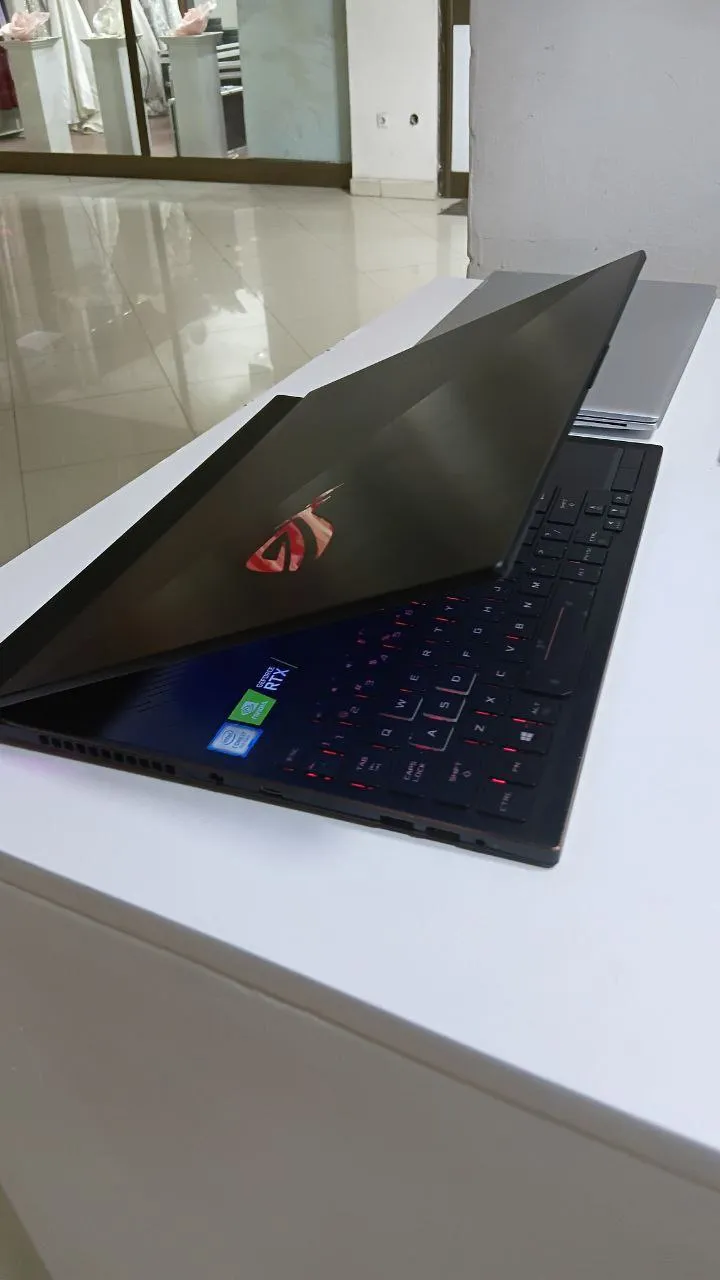 Asus ROG Zephyrus i7 RTX 2070 Laptop – photo 3
