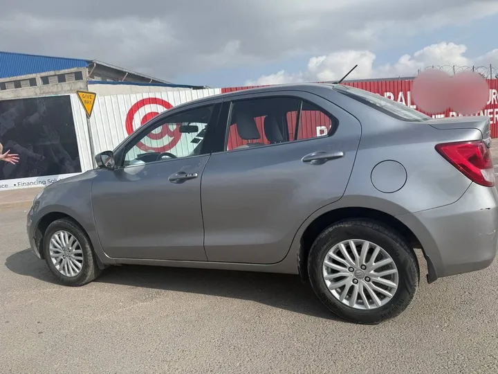 Suzuki Dzire 2022 Automatic – photo 3