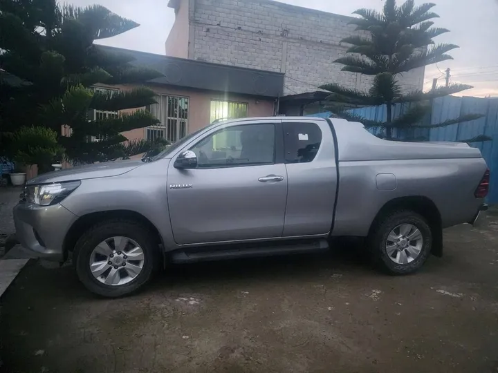 Toyota Hilux Extra Cab 2019 – photo 4