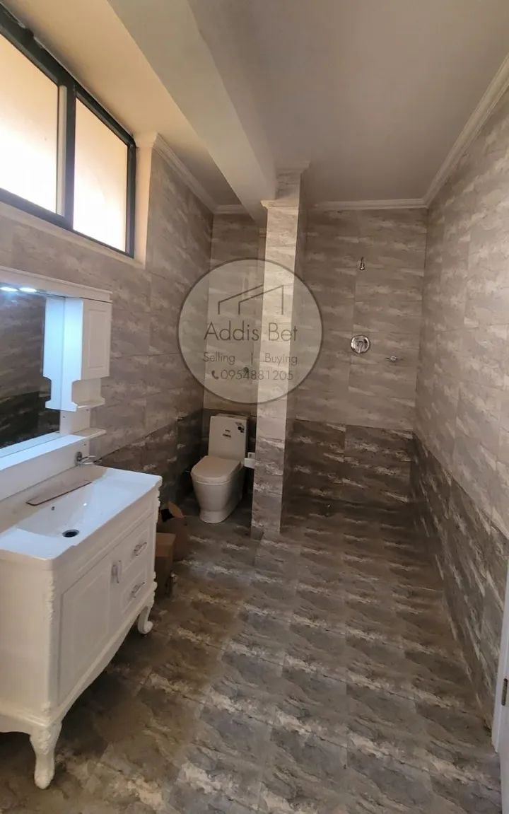 Bole Bulbula G+2 House for Sale – photo 6