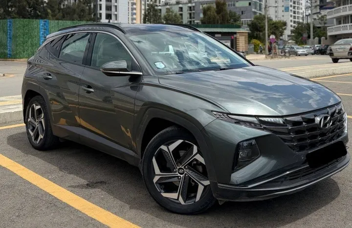 Hyundai Tucson 2022 AWD SUV – photo 3