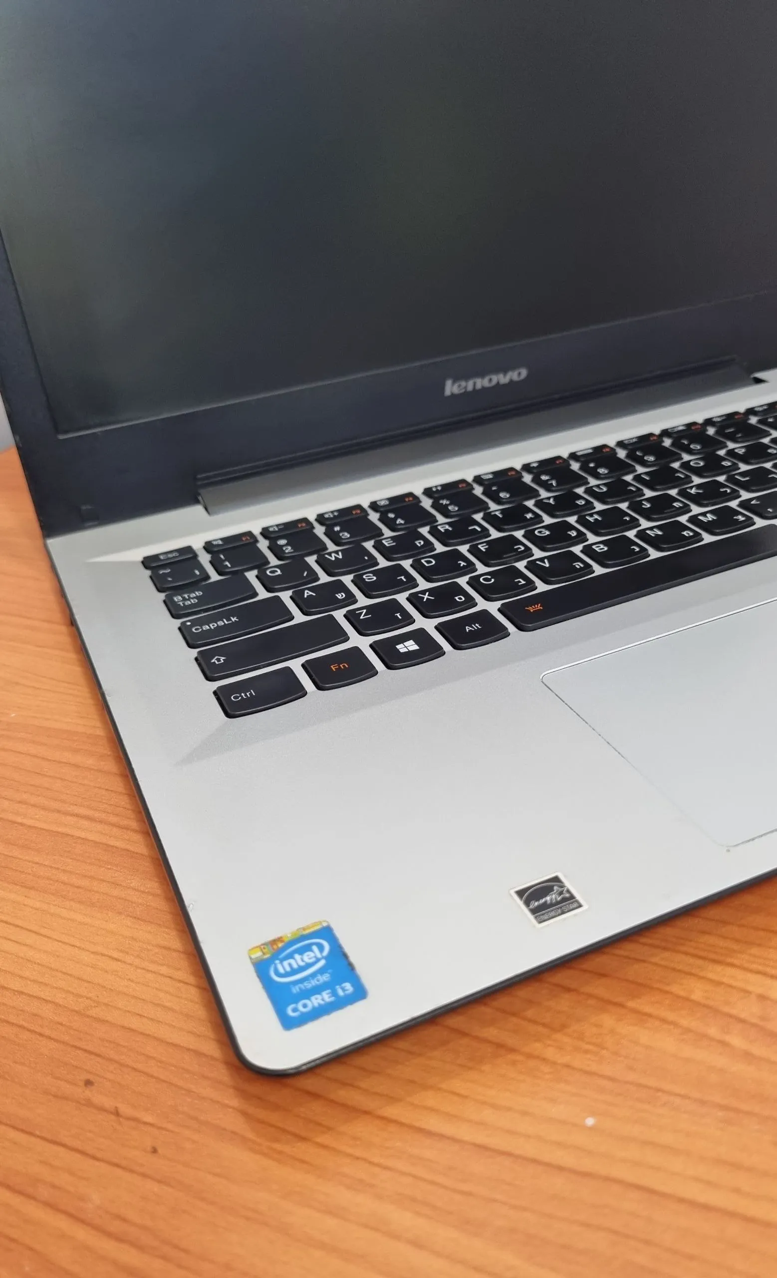Lenovo Ideapad U40 Core i3 Laptop – photo 4